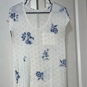 Maurice’s 24/7  Tshirt  XS